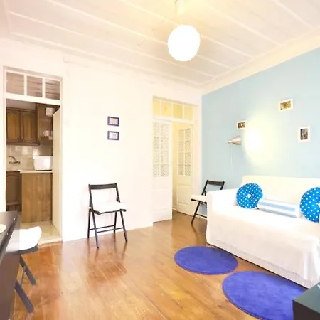 With One Bedroom In With Wifi 12 Km From The Beach Lisbon