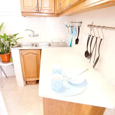 With One Bedroom In With Wifi 12 Km From The Beach * Lisbon